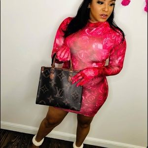 Really cute rose pattern dress (All size Available)